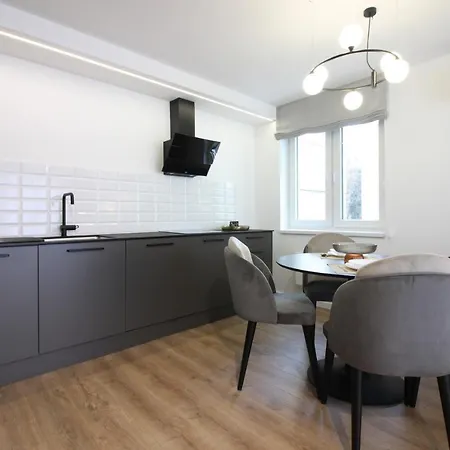 Meeting Point Апартаменты