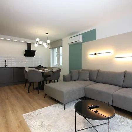 Meeting Point Apartment